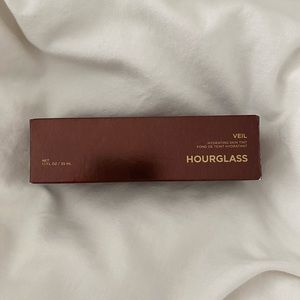 Hourglass Tinted Moisturizer